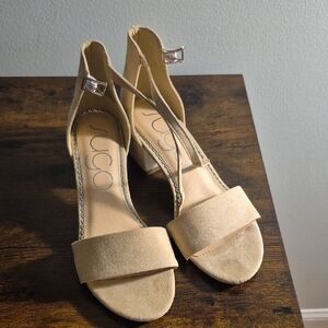 Women's Tan Heeled Sandals